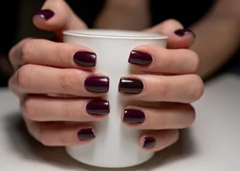 Burgundy Nails
