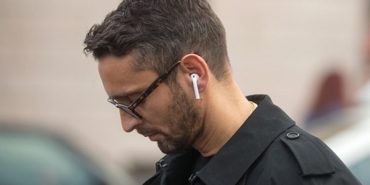 podswap airpodsleswingcnbc