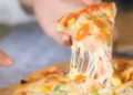 How to Choose the Right Cheese for Your Pizza