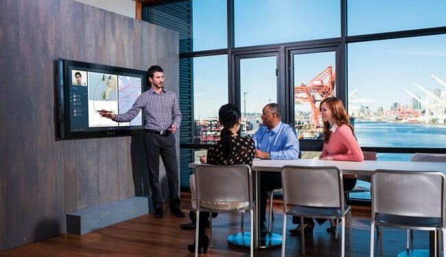 Maximizing Engagement – How to Choose the Best Online Guest Speakers for Your Virtual Event