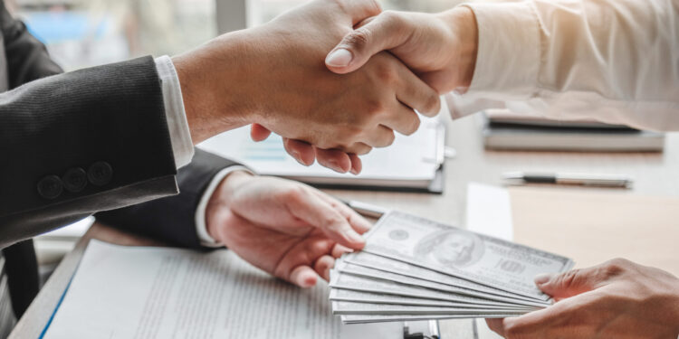 Secured Vs. Unsecured Loans For Bad Credit – Which is Right for You?