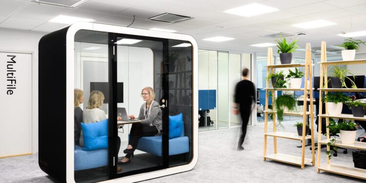 All About Pioneering Soundproof Office Meeting Pods