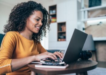 Impacts of Online People Platform Integrations