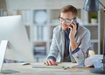 What criteria do you consider when determining SaaS customer acquisition