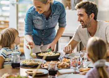 Meal Prep Delivery for Families Making Dinner Time Easier