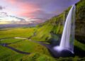 The Role of Technology in Enhancing Travel Experiences in Iceland