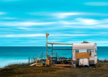Your Guide to Finding Reliable Static Caravan Dismantlers