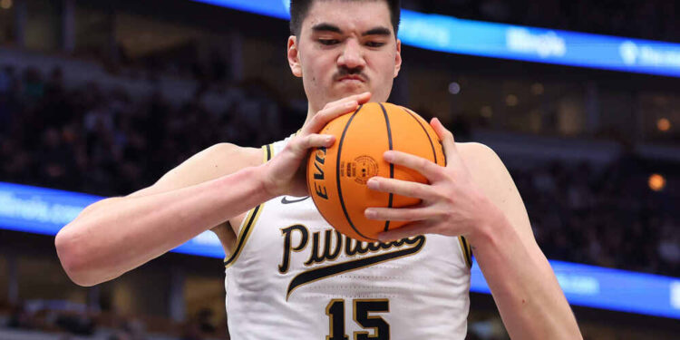 Meet Zach Edey's Parents The Powerhouse Duo Behind the NBA Star